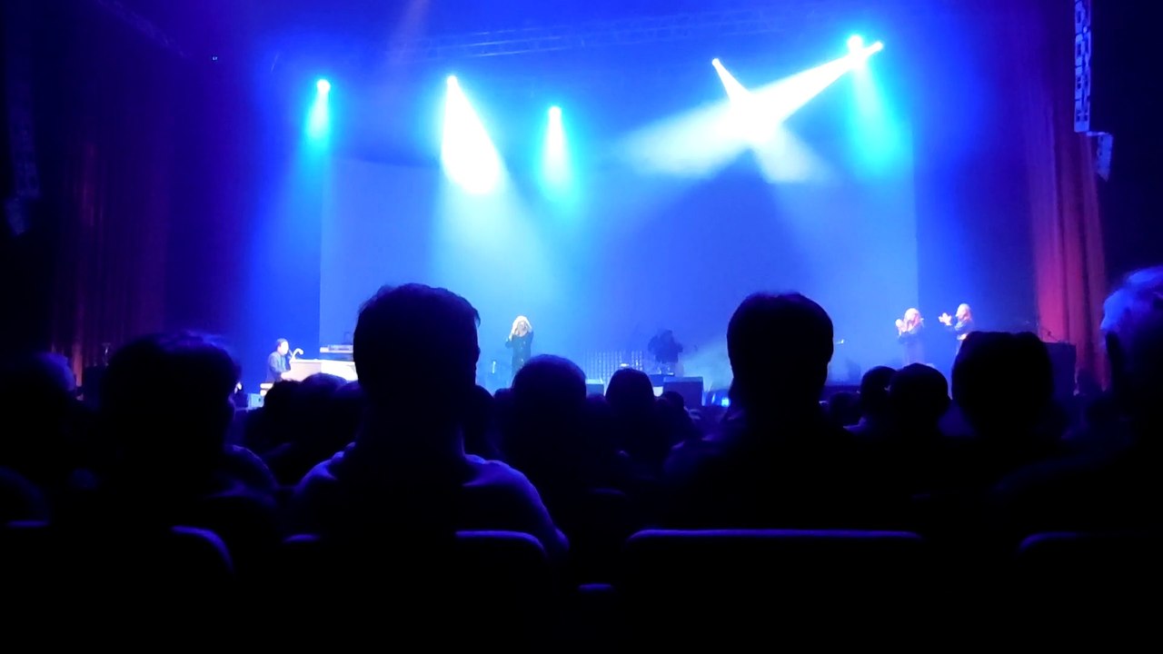 RENDEZ-VOUS AVEC LES STARS CUBE DE TROYES 2015 NICOLETTA