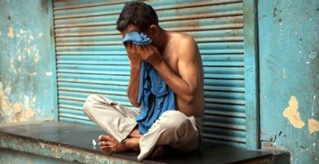 Hindistan'da Sıcaklar 430 Can Aldı