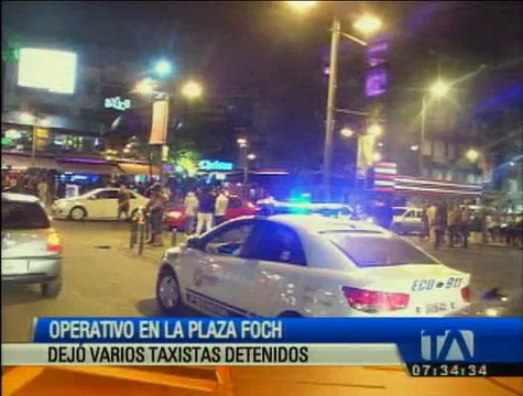 Operativo en la Plaza Foch deja varios taxistas detenidos