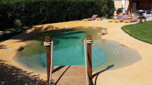 Piscine avec plages ....sans béton.... en caoutchouc recyclé