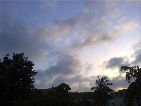 Hamd - Koi To Hai Jo Nizam-e-Hasti Chala Raha Hai