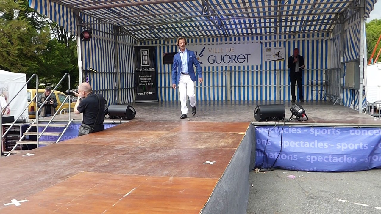 La mode défile à Guéret 2015 : DEVRED Hommes Patrick costume