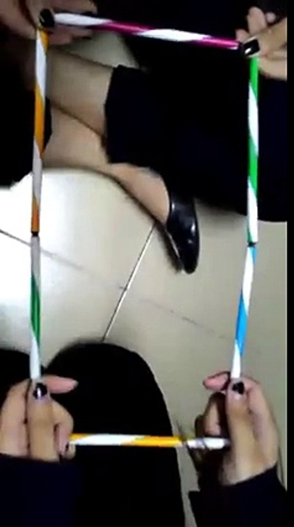 Pencil Game CHARLIE CHARLIE game