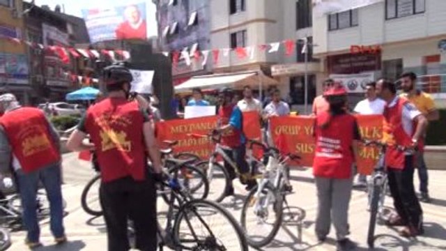 Ankara'ya Pedal Çeviren Grup Yorum Üyeleri Yalova'daydı