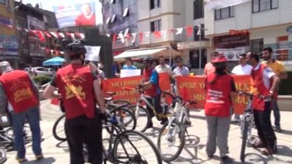 Ankara'ya Pedal Çeviren Grup Yorum Üyeleri Yalova'daydı