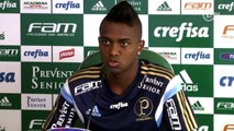 Kelvin pede confiança e vê Palmeiras no caminho certo
