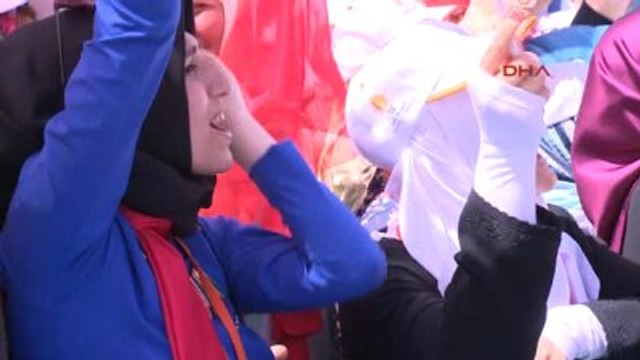 Detay 3- Başbakan Davutoğlu Mitingde Konuştu