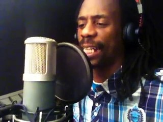 GENERAL LEVY "PROFESSIONAL GANJA SMOKER" @DJMADDNESSKMA @GENERALLEVY