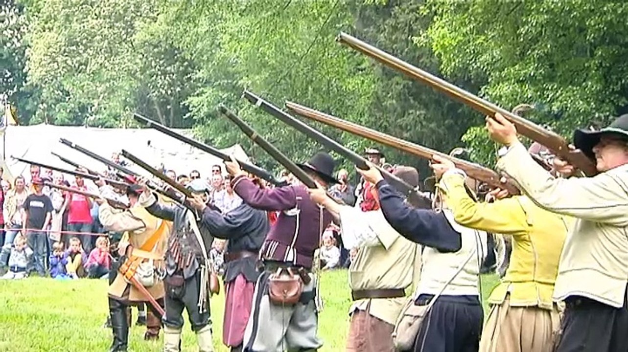Musketiers en piekeniers stelen de show - RTV Noord