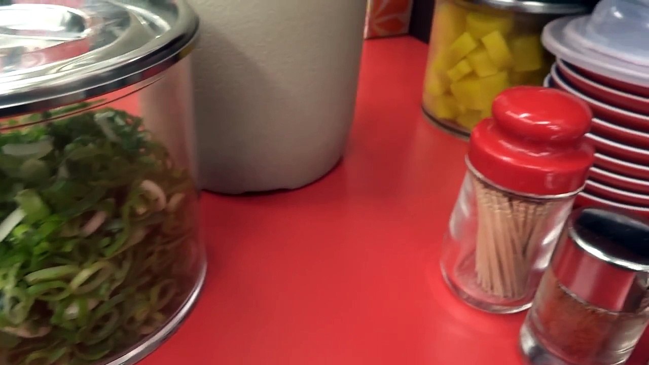 【四条烏丸】京都北白川元祖背脂醤油ラーメン　ラーメン魁力屋