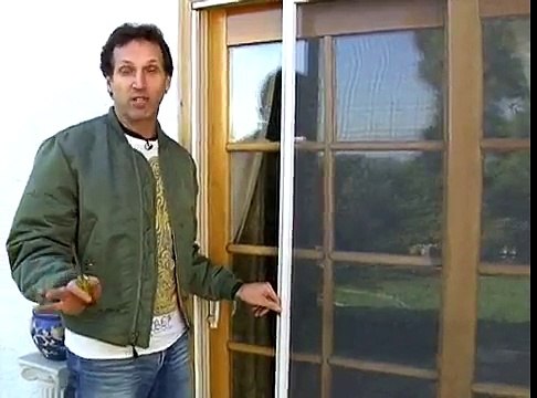 Sliding Screen Door Repair : Adjusting Sliding Screen Door Wheels