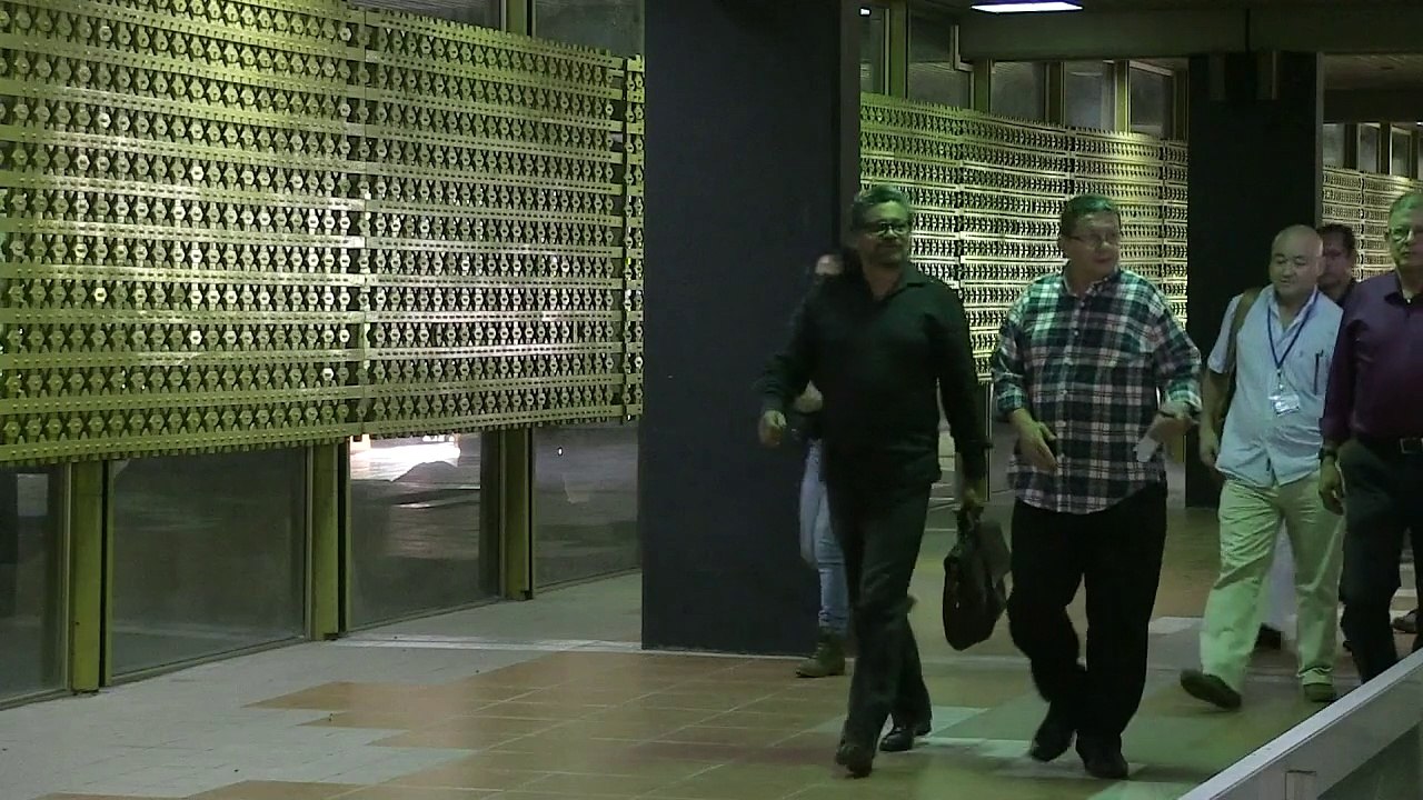 Gobierno colombiano y FARC reanudan diálogos