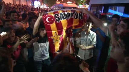 Diyarbakır'da Galatasaray forması yaktılar!