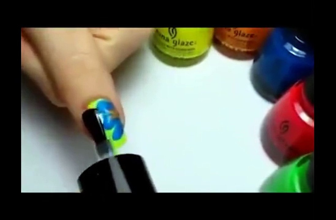 Colorful Nail Art design