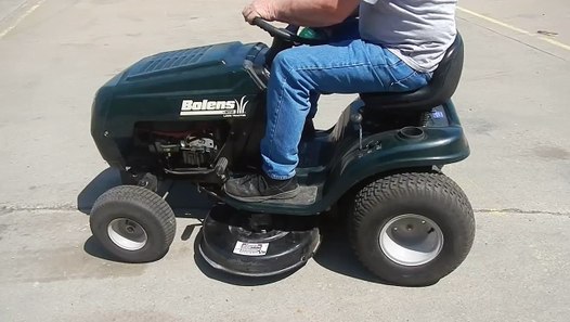 MTD Bolens Riding Lawn Mower - video dailymotion