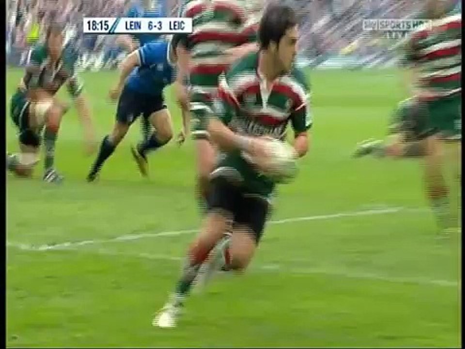 Agulla's wardrobe malfunction
