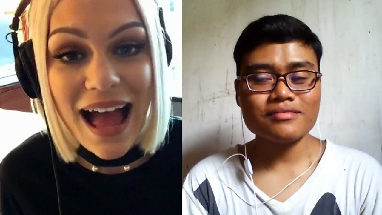 Jessie J - Flashlight (ft. Taufik Hardiansyah) LIVE Performance on Webcam