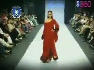 Ayyan Ali FIRST EVER RAMP WALK