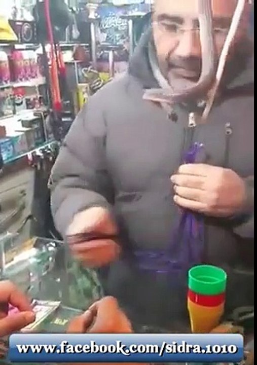 Amazing Pakistani man with his magic in franc