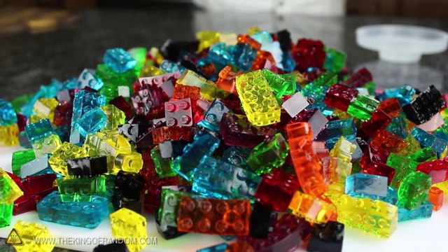 Comment faire ses propres bonbons LEGO : recette très facile