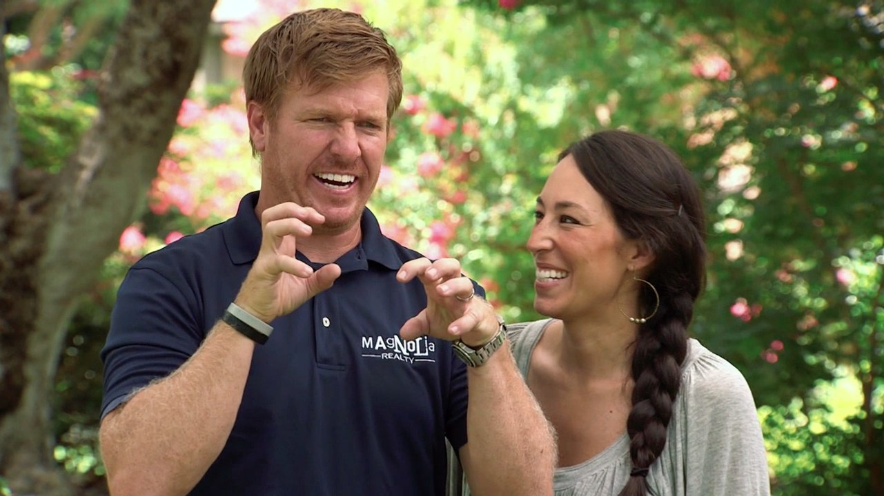 Fixer Upper (Season 2) | HGTV Asia