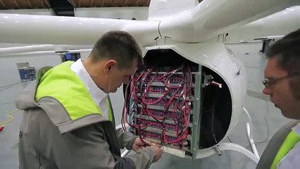 New inventions - the weird giant electric quadcopter E-Volvo