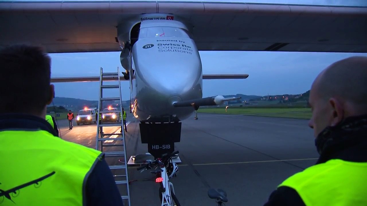 Kamal moumneh Latest News - Solar Impulse 2 Airplane