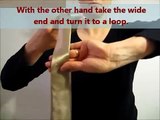 How to tie a tie in 5 seconds. Video tutorial of krawattenknoten.info