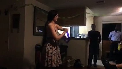 Хорошо глотает Well swallows