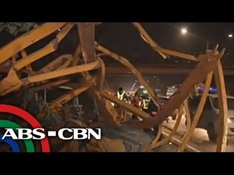 Bus-truck collision causes traffic at NLEX