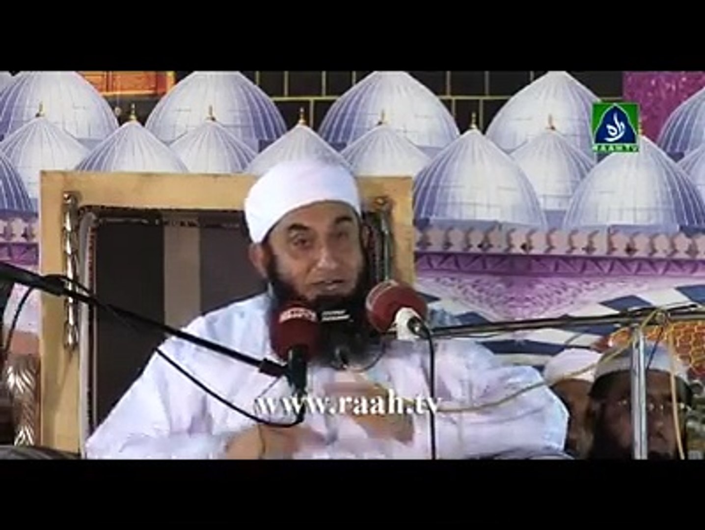 ⁣Mulana tariq Jameel