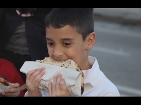 Napoli - Strit Food, 20mila persone sul Lungomare -1- (25.05.15)