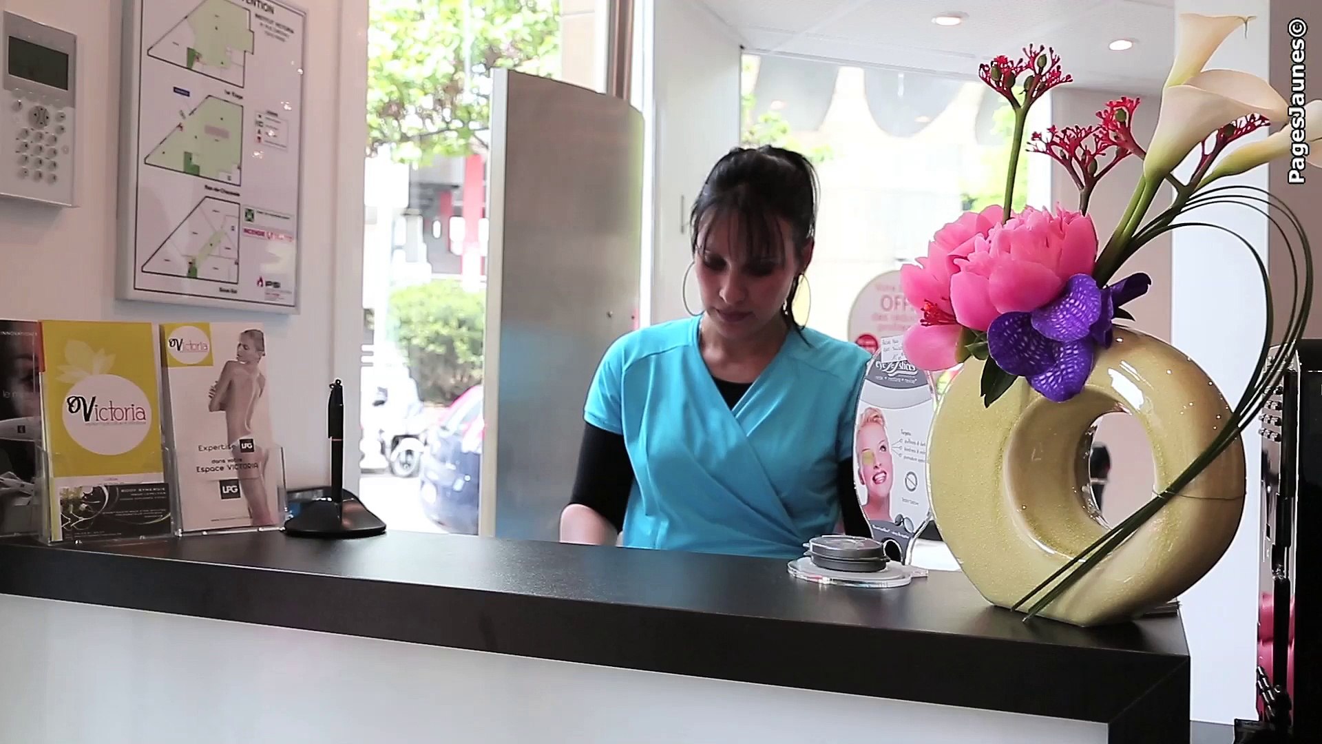 Espace Victoria Centre Esthetique Et Salon De Coiffure Video Dailymotion