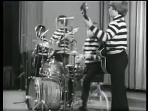 The Kinks - Icelandic Newsreel, 1965