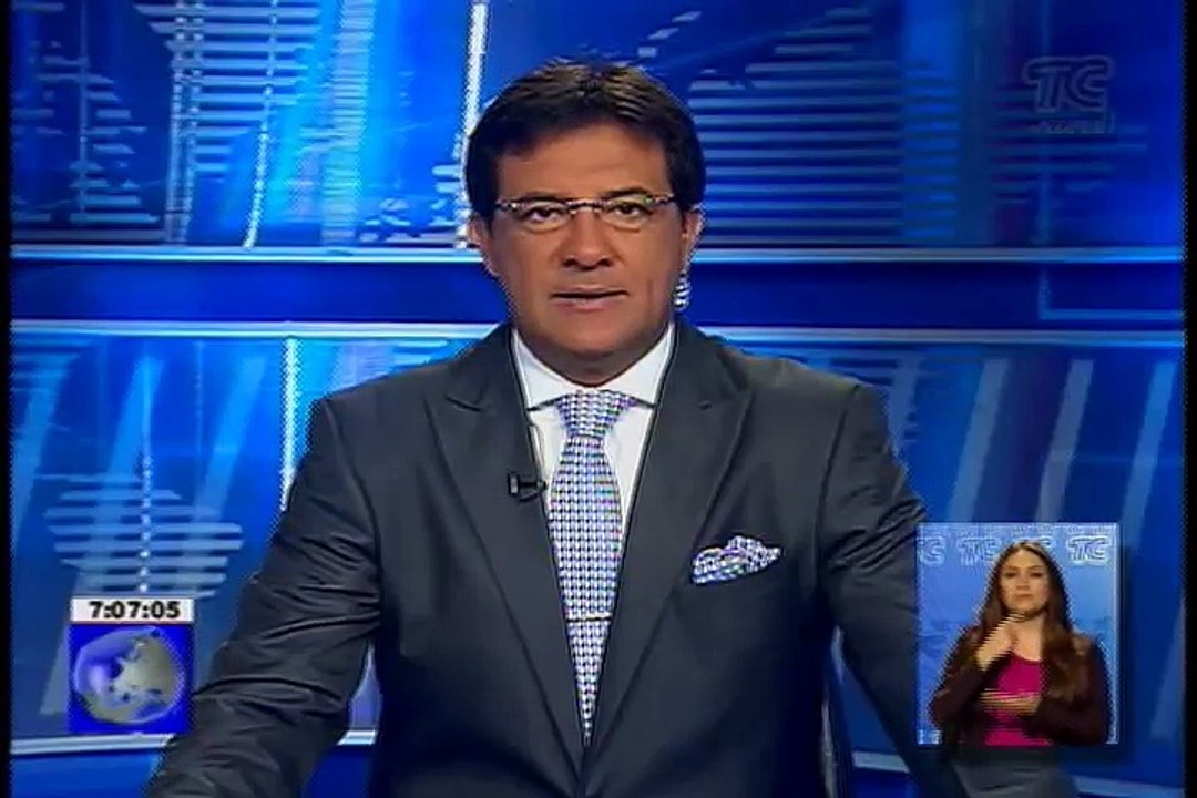 Pareja de motociclistas heridos en accidente en...