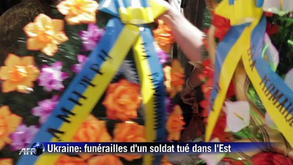 Ukraine: funérailles d'un soldat tué dans l'est