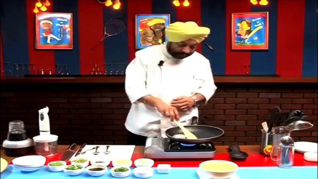 BURNT GARLIC BLACK FRIED RICE