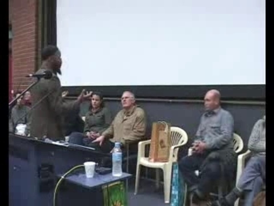 2 brothers and 1 sister convert to Islam