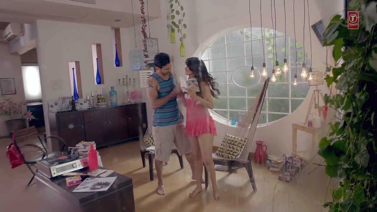 Mohabbat Barsa De Full Video Song Ft. Arjun _ Creature 3D, Surveen Chawla _ Sawan Aaya Hai