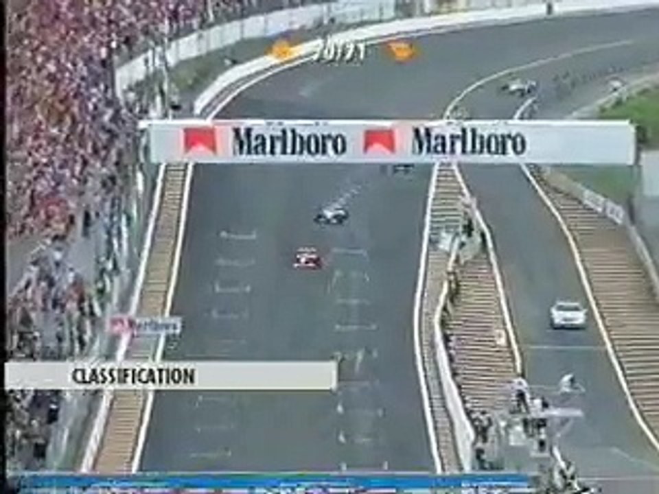 Montoya overtaking Schumacher Brazil 2001