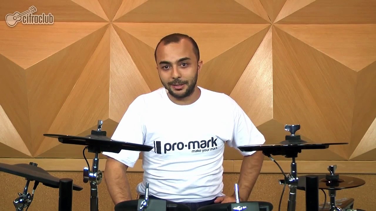 Paranoid - Black Sabbath (aula de bateria)