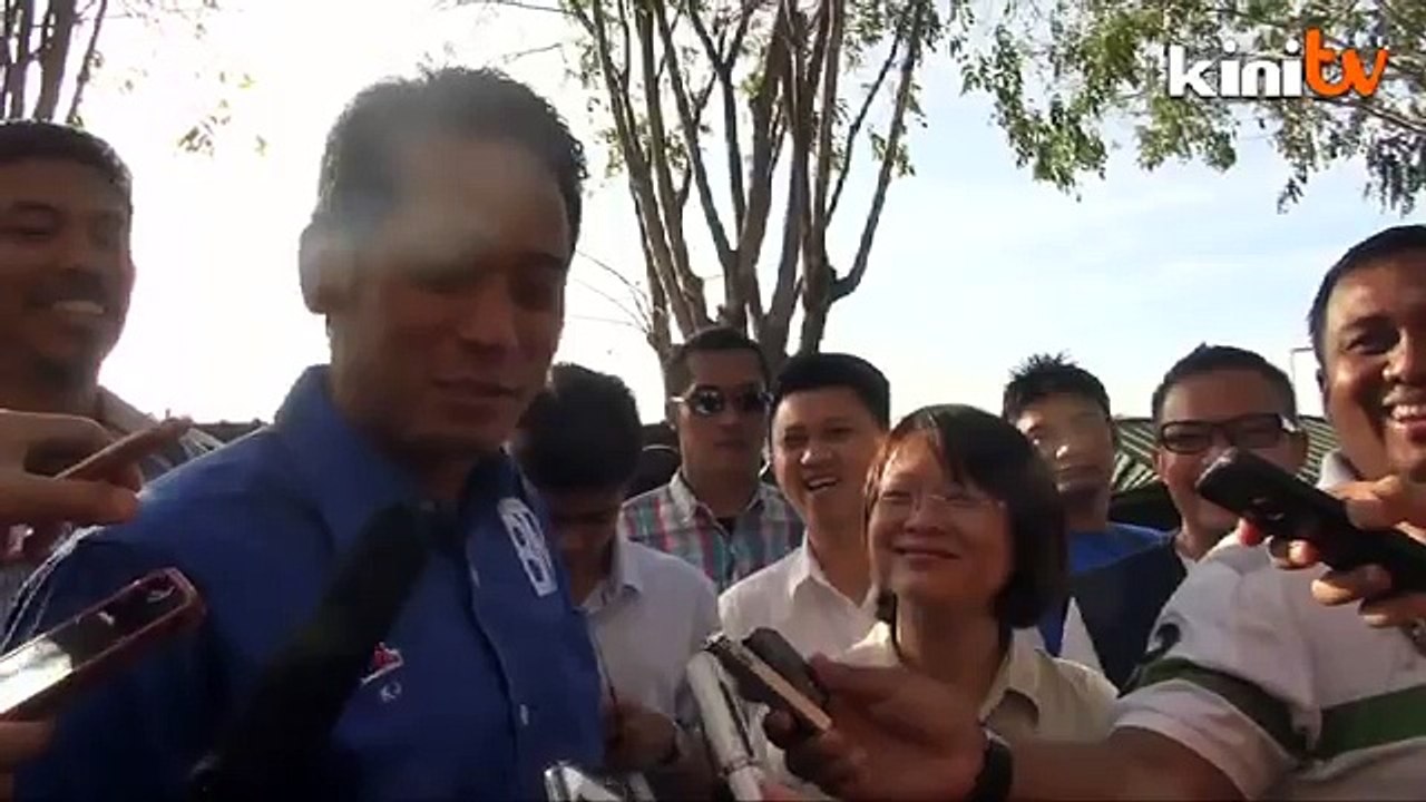 Satu Malaysia nak tampar Raja Bomoh, kata Khairy