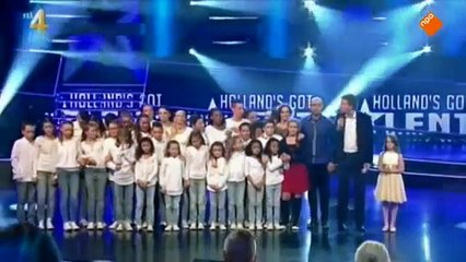 Amira Willighagen - NOS Jeugdjournaal - 29 December 2013