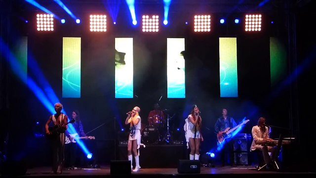Songs Dancing Queen und Thank you for the music bei ABBA Tribute Show Dancing Queen