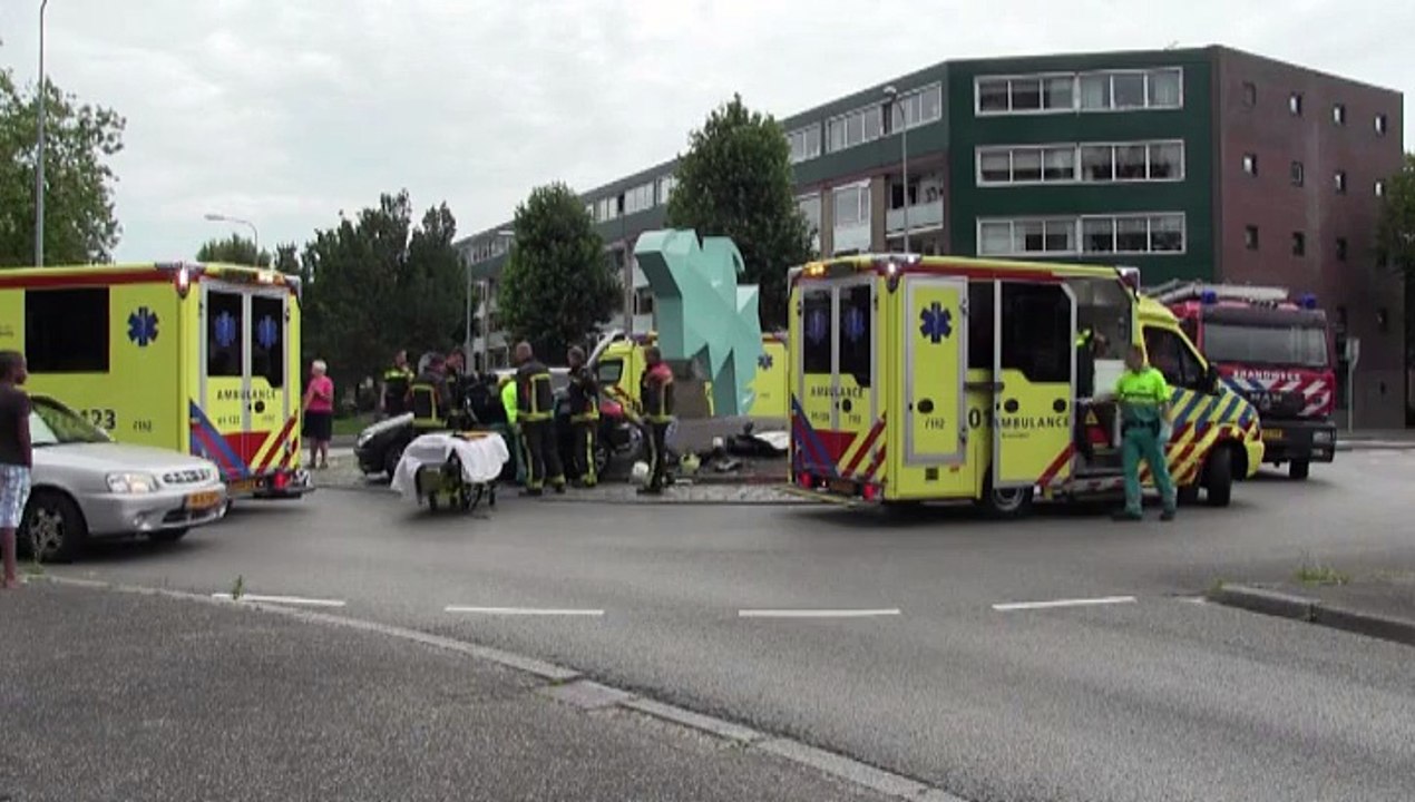 Drie gewonden bij ongeluk Vinkhuizen - RTV Noord
