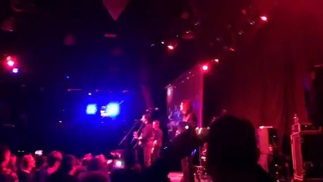 Группа Виктор - закрой за мной дверь