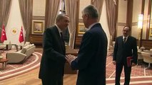 Kosova Başbakan Yardımcısı ve Dışişleri Bakanı Taçi Cumhurbaşkanlığı Sarayı’nda