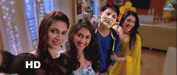 Kis Kisko Pyaar Karoon - Bollywood HD Hindi Movie Trailer [2015] Kapil Sharma - Eli Avram