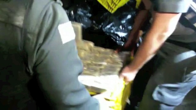 Polícia apreende drogas com servidor público em Guarapari