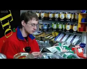 Georg tells it like it is (Næturvaktin - The Night Shift - episode 10)